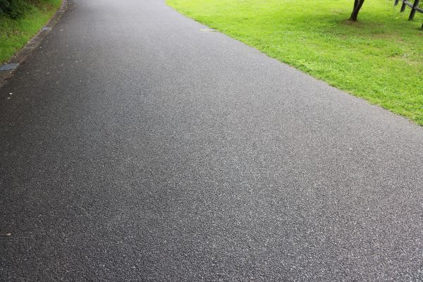 Cost of Tar And Chip Driveway Paving in Jefferson City